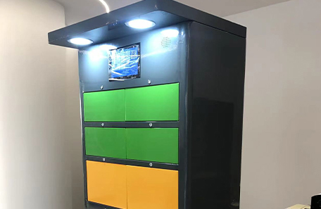 Battery swapping station